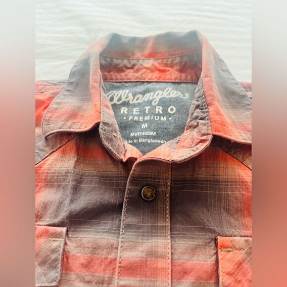 Wrangler Youth size Medium RETRO Premium long sleeve button up with snaps! NWOT - Picture 4 of 13
